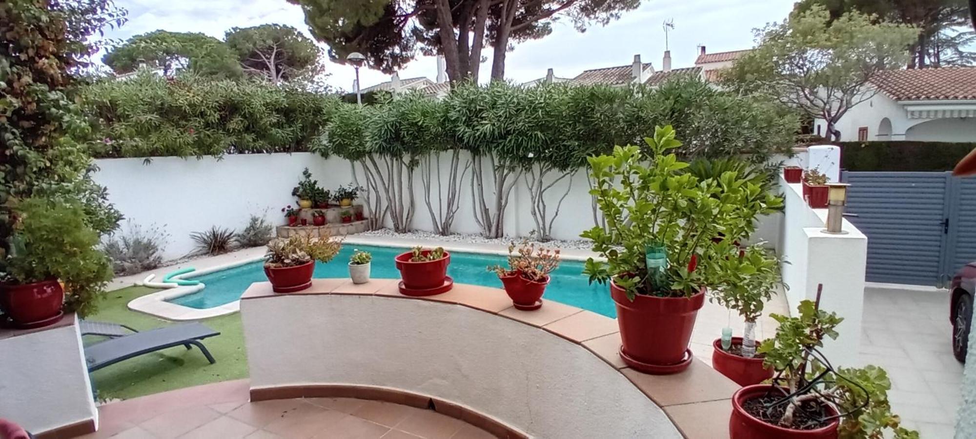 Bed and Breakfast El Mon L' Escala Esterno foto